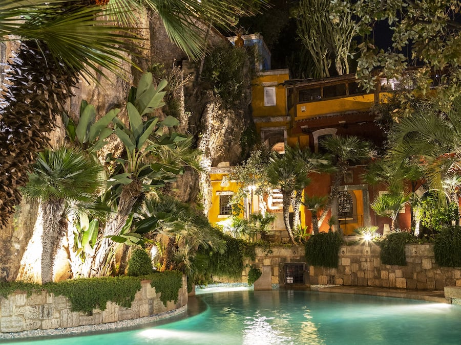 Piscina externa sazonal