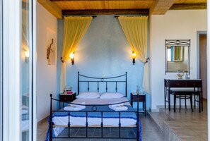 2 bedrooms, in-room safe, iron/ironing board, travel cot