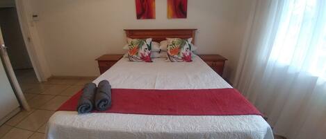 3 bedrooms, WiFi, bed sheets