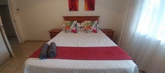 Four Seasons Guest House