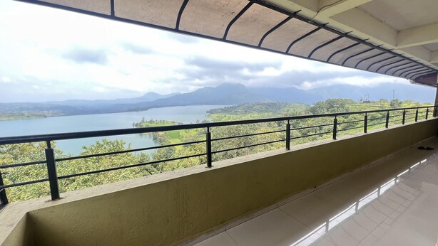 Pemandangan dari hartanah