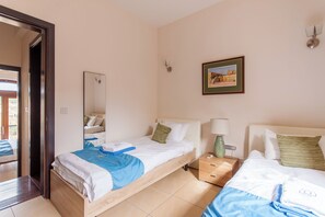 家庭獨棟房屋, 多間臥室, 2 間浴室 (Harbour Views Gozitan Villa + Shared) | 2 間臥室、免費無線上網、床單