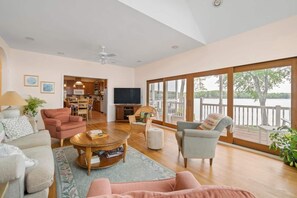 Smart TV, offices, printers