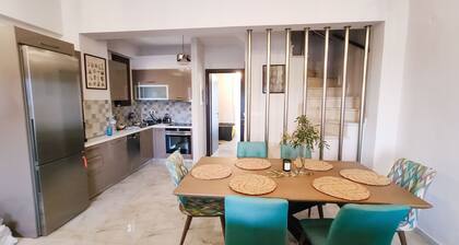 Cottage Nikiti, 2 min. from the sea!