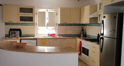 Beautiful 3-suite pool villa in the Midoun tourist area