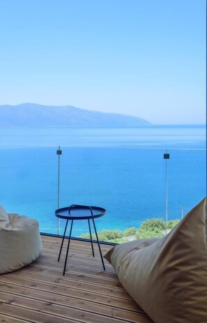 Double or Twin Room, Sea View | 1 bedroom, desk, free WiFi, bed sheets
