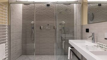Exclusive Apartment | Bathroom | Shower, rainfall showerhead, free toiletries, hair dryer