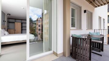 Suite estudio superior | 1 habitación, ropa de cama de alta calidad y edredón