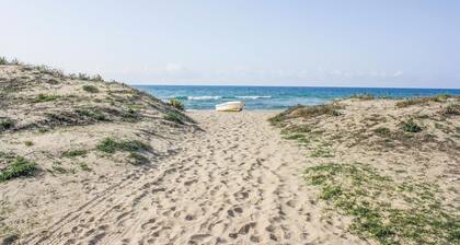 Amazing home in Sant'Agata di Militell