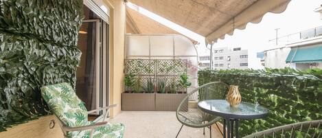 City Room | Terrace/patio