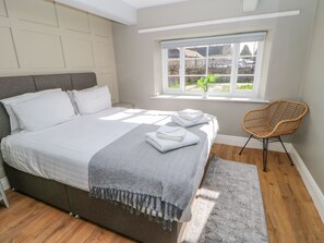 Cottage | 7 bedrooms, individually decorated, individually furnished, free WiFi - Burns Cottage (Barnard Castle)