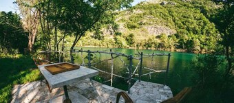 Gorgeus Villa Gana by the river