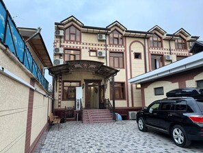 Exterior - BARHAT HOTEL (Tashkent)
