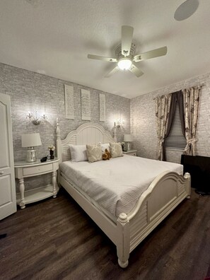 8 Schlafzimmer, Schreibtisch, Bügeleisen/Bügelbrett, kostenloses WLAN