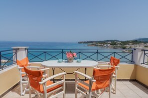 Family Apartment | Terrace/patio - Bella Vista Sea View Apartments (Zakynthos)