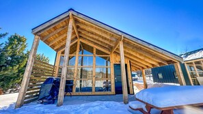 Junior-Chalet, 2 Schlafzimmer, barrierefrei | Allergikerbettwaren, Daunenbettdecken