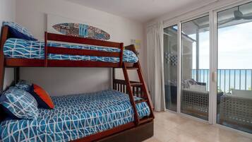 3 makuuhuonetta, silitysrauta/-lauta, Wi-Fi, vuodevaatteet