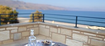 Beachfront villa with private pool,ping-pong & BBQ