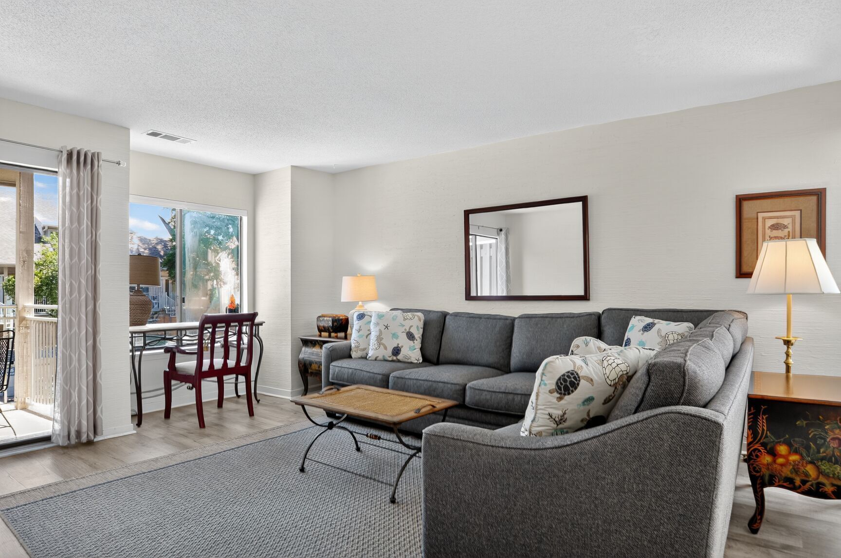 Smart TV, DVD player