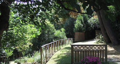 APP. in the MARCHIGIAN COUNTRY, Familiar