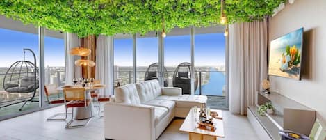 Televisión y oficina