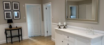 Newly renovated upside down lodge on Castle estate