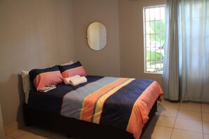 2 soverom, skrivebord, wi-fi og sengetøy