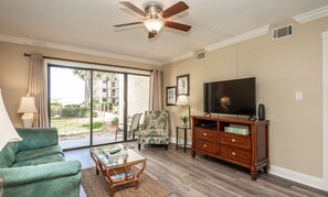 TV - Castle Reef 123 beautiful beachfront condo! (New Smyrna Beach)