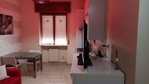 Interior - Ancora Residence - Downtown Area - Hospital (Piacenza)