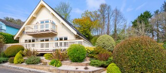 Maple Lodge - Three Bedroom House, Sleeps 6