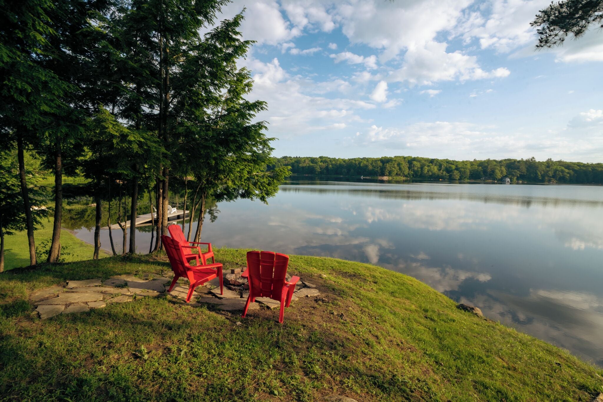 Muskoka Premium Waterfront Cottage | Terrace/patio