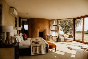 4 soverom, safe på rommet, skrivebord og strykejern/-brett