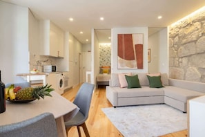 Interior - Enchanting Design Flat | Ace Location by HostWise (Porto)