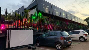 Enceinte de lâhĂ©bergement