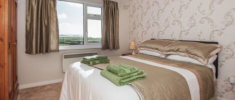 3 habitaciones, wifi gratis y ropa de cama