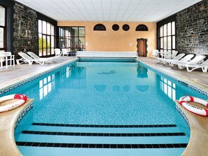 Pool - 3 bedroom accommodation in Burton, nr Milford Haven (Burton, nr Milford Haven)