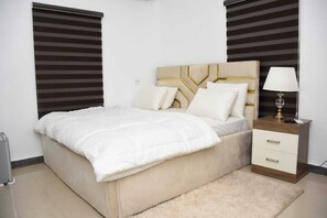 4 dormitorios, tabla de planchar con plancha, wifi gratis