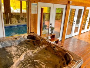 室内 SPA 浴缸