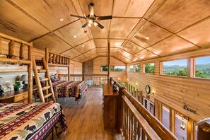 6 habitaciones, escritorio, wifi gratis y ropa de cama 