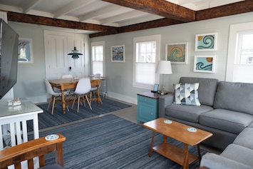 Living and Dining Area (1)