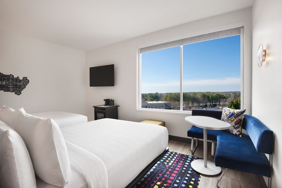 Hypo-allergenic bedding, in-room safe, bed sheets