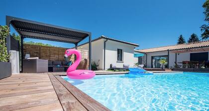 Villa contemporaineavec piscine proche Bordeaux