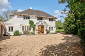 Bagian depan properti