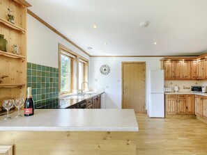 Dishwasher - Benmore Drimfern - UK38742 (Benmore, near Dunoon)