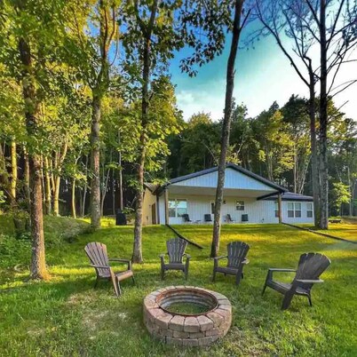 Modern barndo, with game room and hot tub