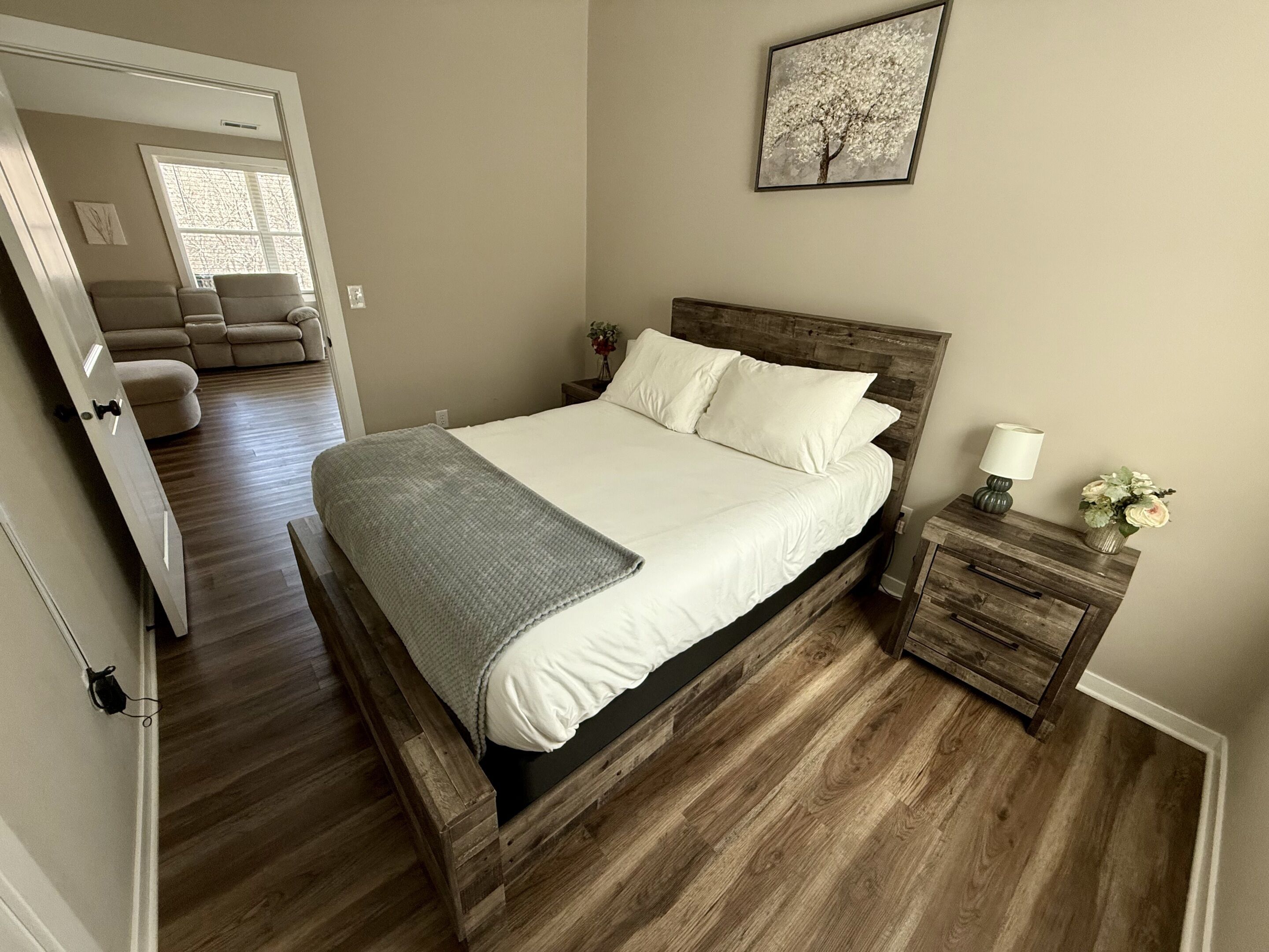 2 bedrooms, WiFi (free), bed sheets