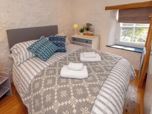 3 bedrooms, free WiFi, bed sheets