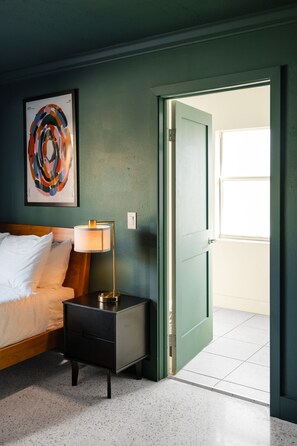 1 chambre, bureau, fer et planche à repasser, Wi-Fi