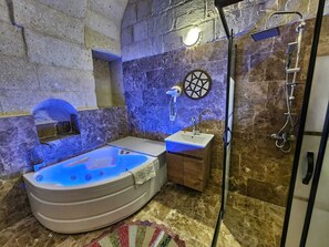 Brown Room - Lavinia Cappadocia (Ürgüp)