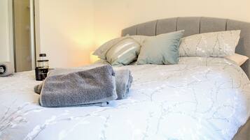 1 bedroom, free WiFi, bed sheets